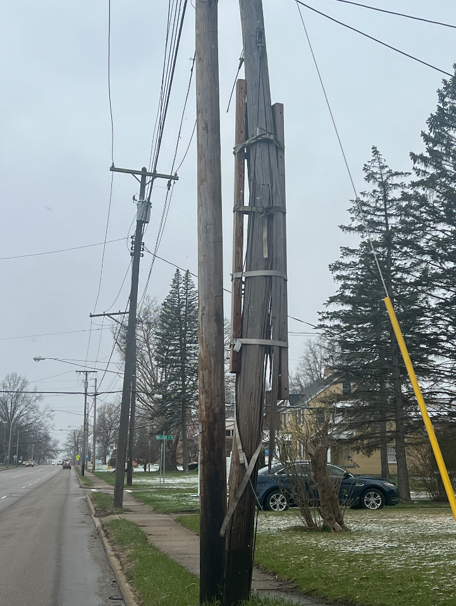 City of Warren to address issues with utility poles in the city [Video]