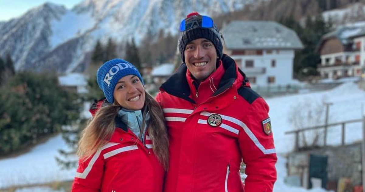 World Cup skier and girlfriend dead after "tragic mountain accident" in Italy, sports officials say [Video]