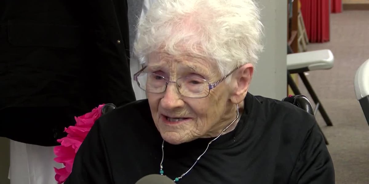 101-year-old woman celebrates birthday with first motorcycle ride [Video]