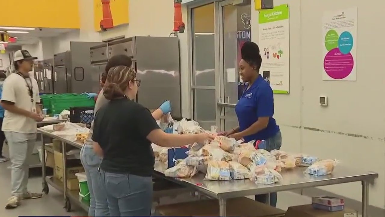 Houston food resources during summer break [Video]