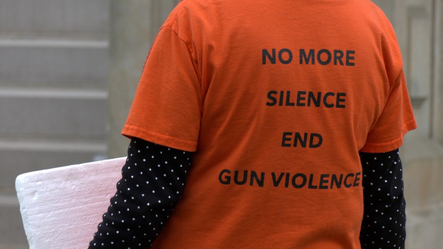 Rally brings calls for end to gun violence to Lansing [Video]