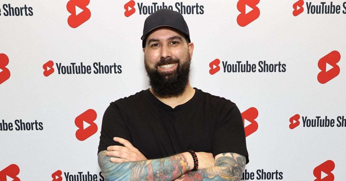 YouTube star Ben Potter, known as Comicstorian, dies aged 40 [Video]