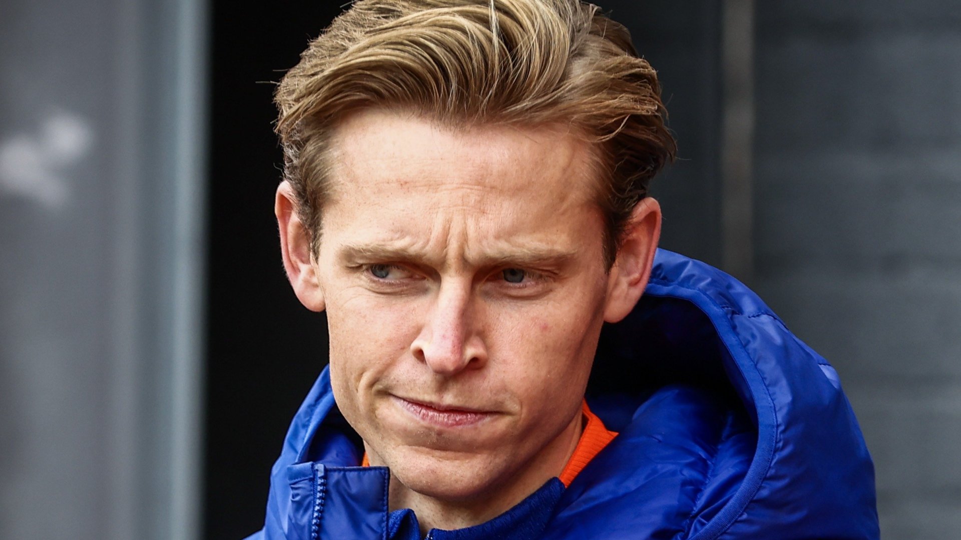 Man Utd target Frenkie de Jong forced to MISS Euro 2024 with injury as boss angrily blasts Barcelona for ‘taking risks’ [Video]