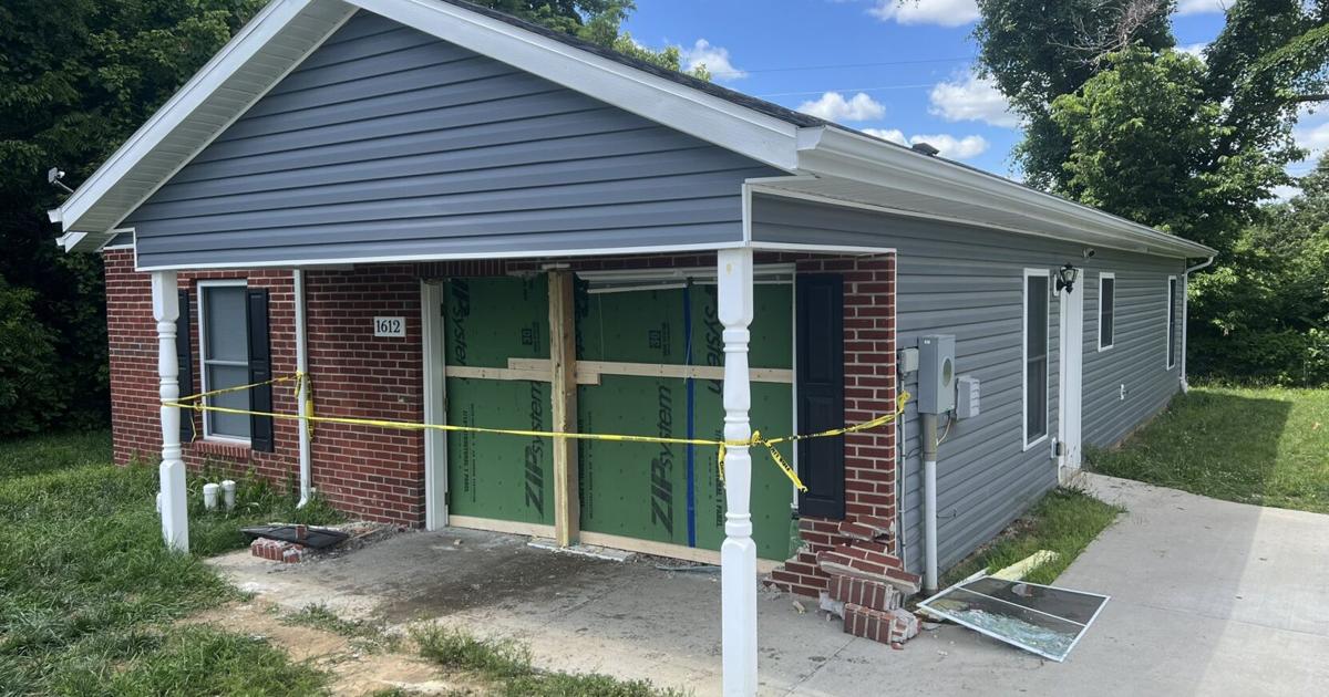 Suspected drunk driver crashes into Habitat for Humanity home in Jefferson City | Mid-Missouri News [Video]