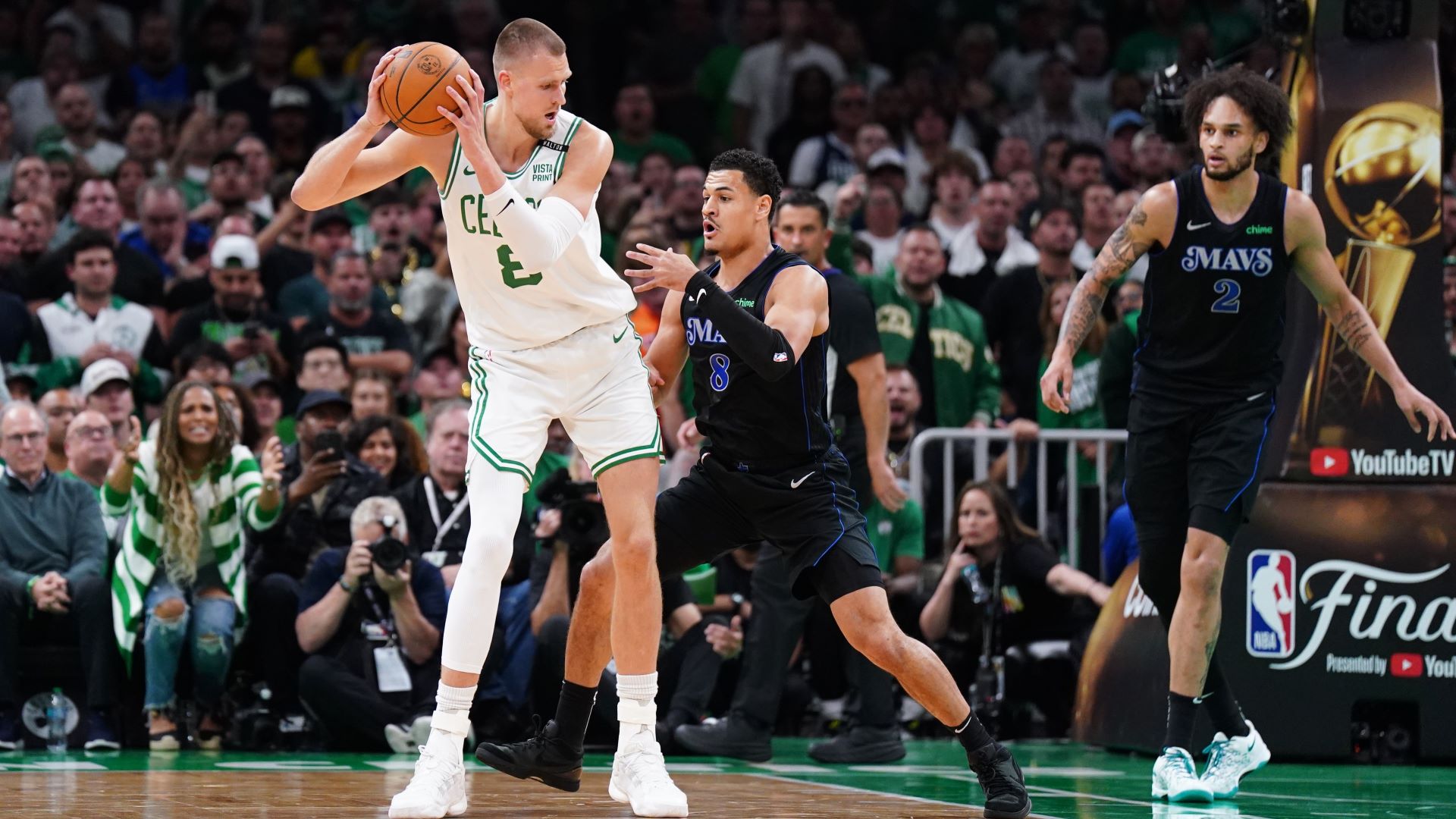 Insider Shares Pessimistic Report On Celtics’ Kristaps Porzingis [Video]