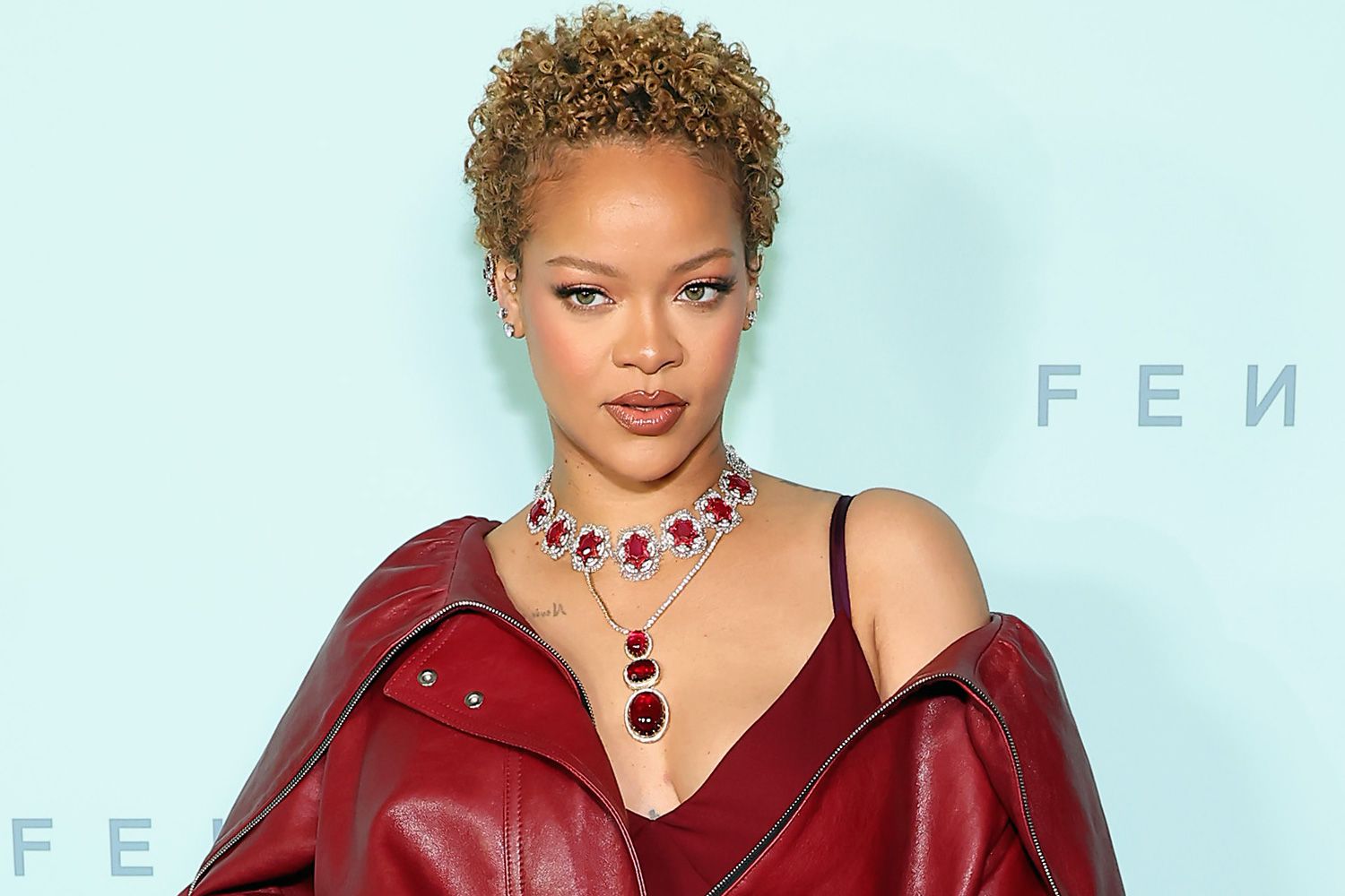 Rihanna Reveals Her Journey with Postpartum Hair Loss: ‘I Didn’t Expect It to Happen in Waves’ [Video]