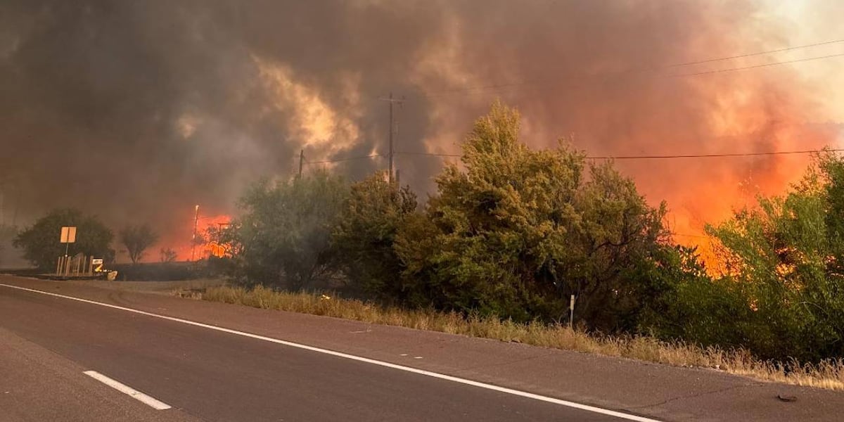 Evacuations lifted, US 60 partially reopens after Rose Fire destroys homes near Wickenburg [Video]
