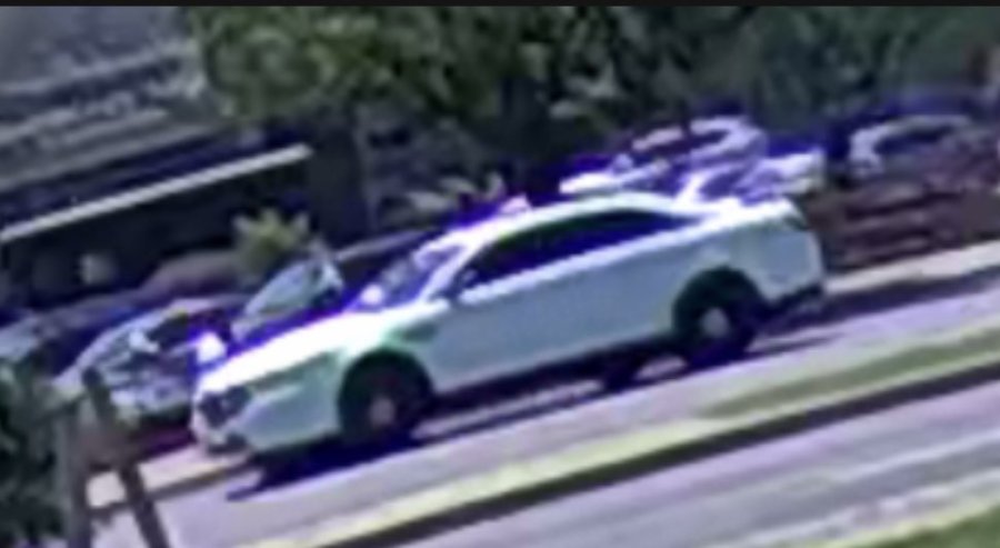 Pedestrians raise safety concerns after deadly hit and run in Southeast; police search for driver [Video]