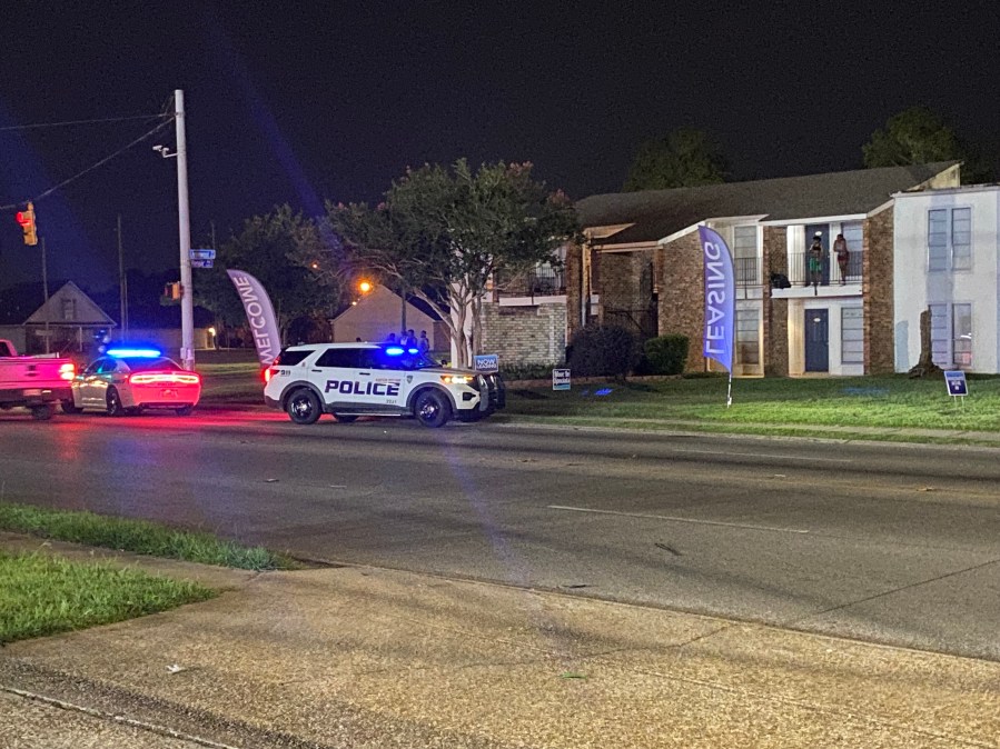 1 hurt after Baton Rouge shooting Thursday, officials say [Video]