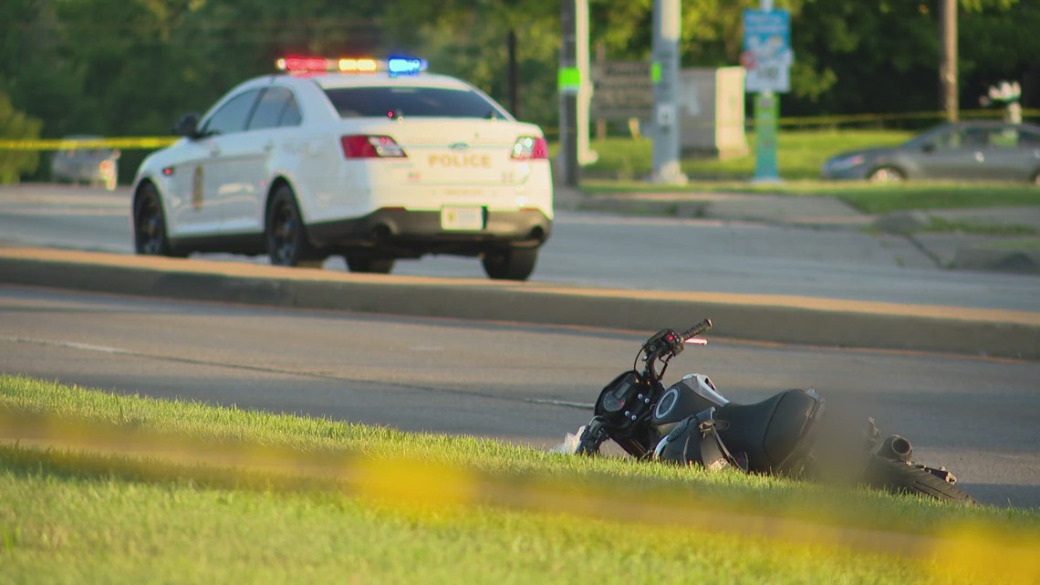 Police investigate Keystone Avenue crash involving motorcycle [Video]