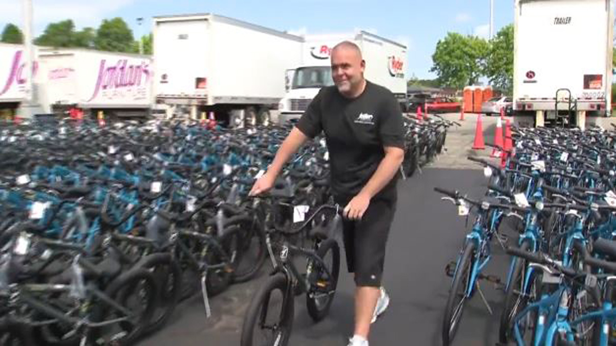 Jordans Furniture donates 1,000 bicycles to Boys & Girls Clubs – Boston News, Weather, Sports [Video]