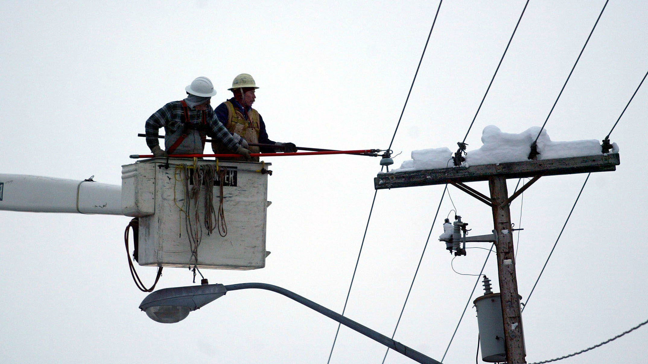 Power outages plague the state over the weekend, more possible [Video]