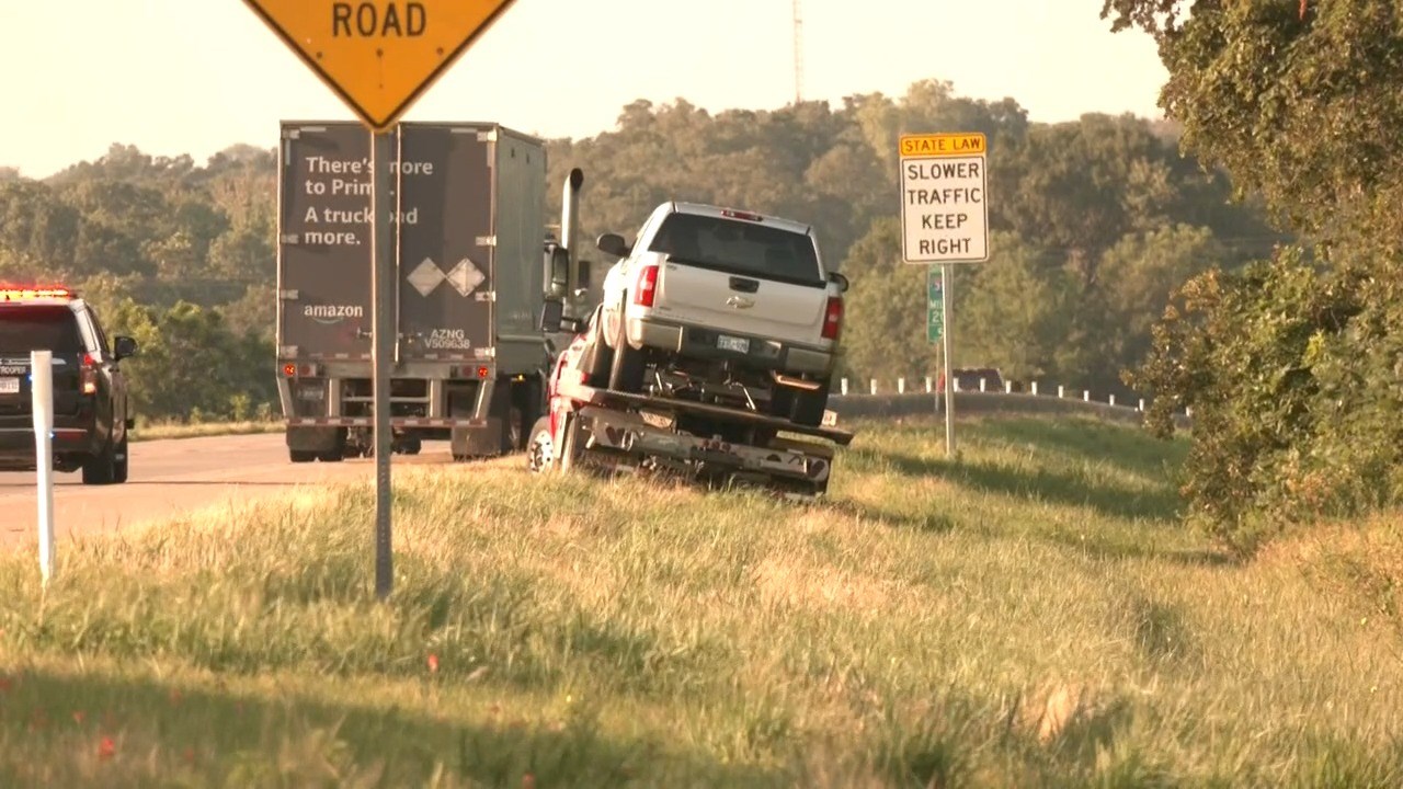 Pedestrian killed on Love County freeway – KTEN [Video]