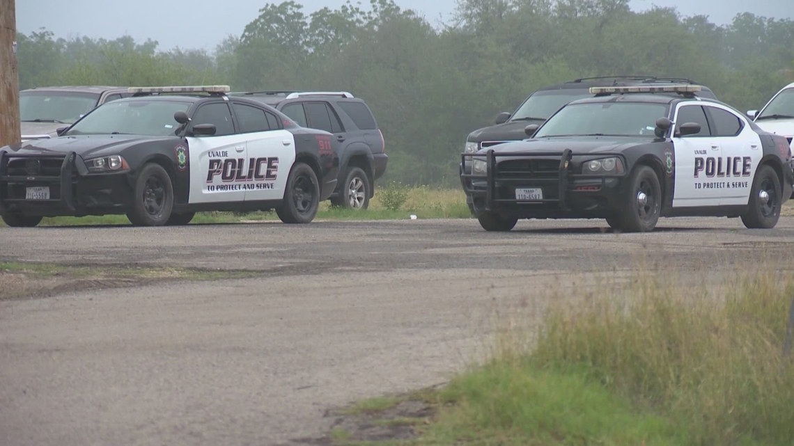 Uvalde Police Department shares new active shooter protocol [Video]
