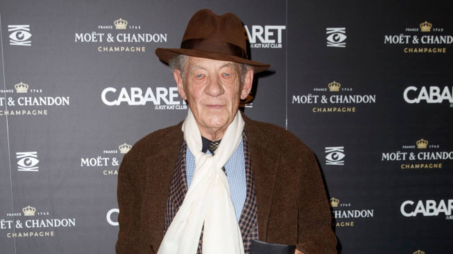 Ian McKellen will skip final Player Kings shows after fall from stage  WHIO TV 7 and WHIO Radio [Video]