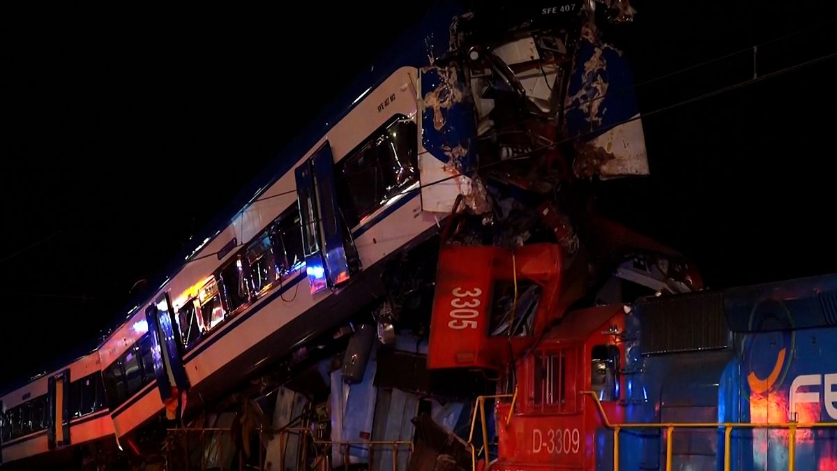 Video. Fatal train collision near Santiago, Chile [Video]