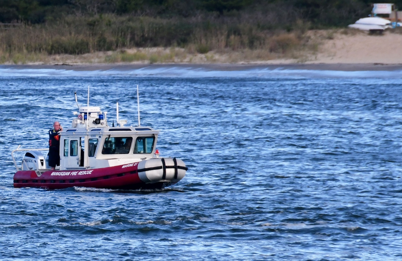 Swansea man dies in Taunton River fishing accident early Wednesday morning [Video]