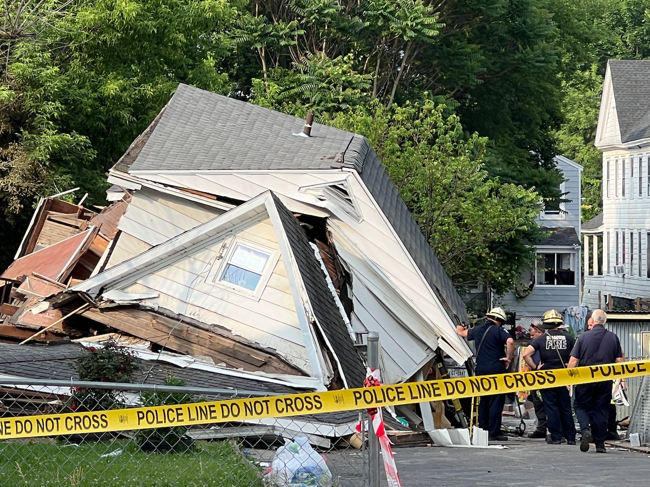 How to help two families injured in Syracuse home explosion [Video]