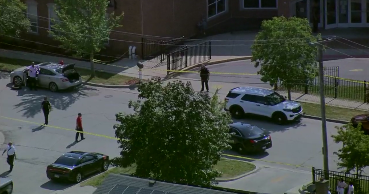 At least 3 shot during repass service at Salvation Army center in south Chicago suburbs [Video]
