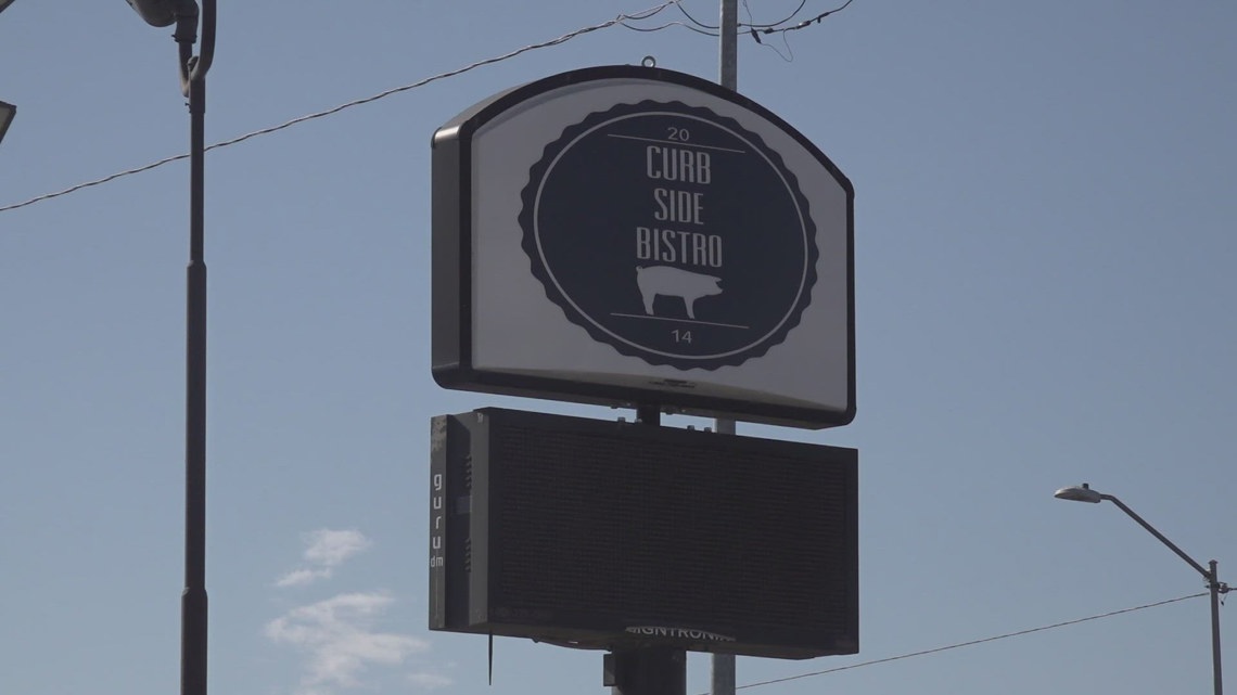 Curb Side Bistro handing out free lunches in Eastern New Mexico [Video]