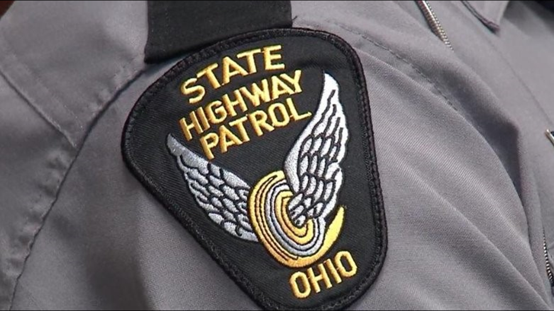 OSHP: Man dead after crashing motorized bicycle into trailer [Video]