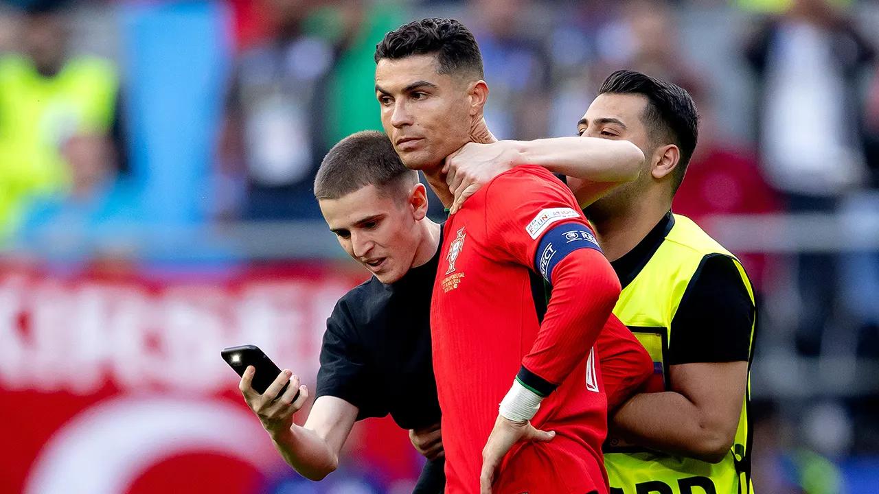 Fans sprinting on field to take selfies with Cristiano Ronaldo leads to increased security at Euro 2024 [Video]
