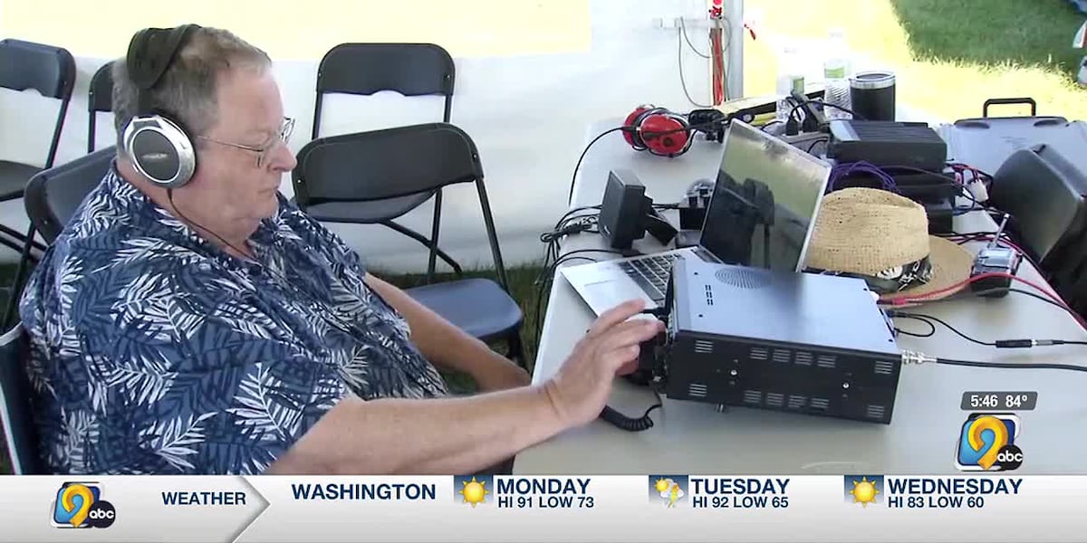 Eastern Iowa amateur radio operators connect, teach importance of radios [Video]