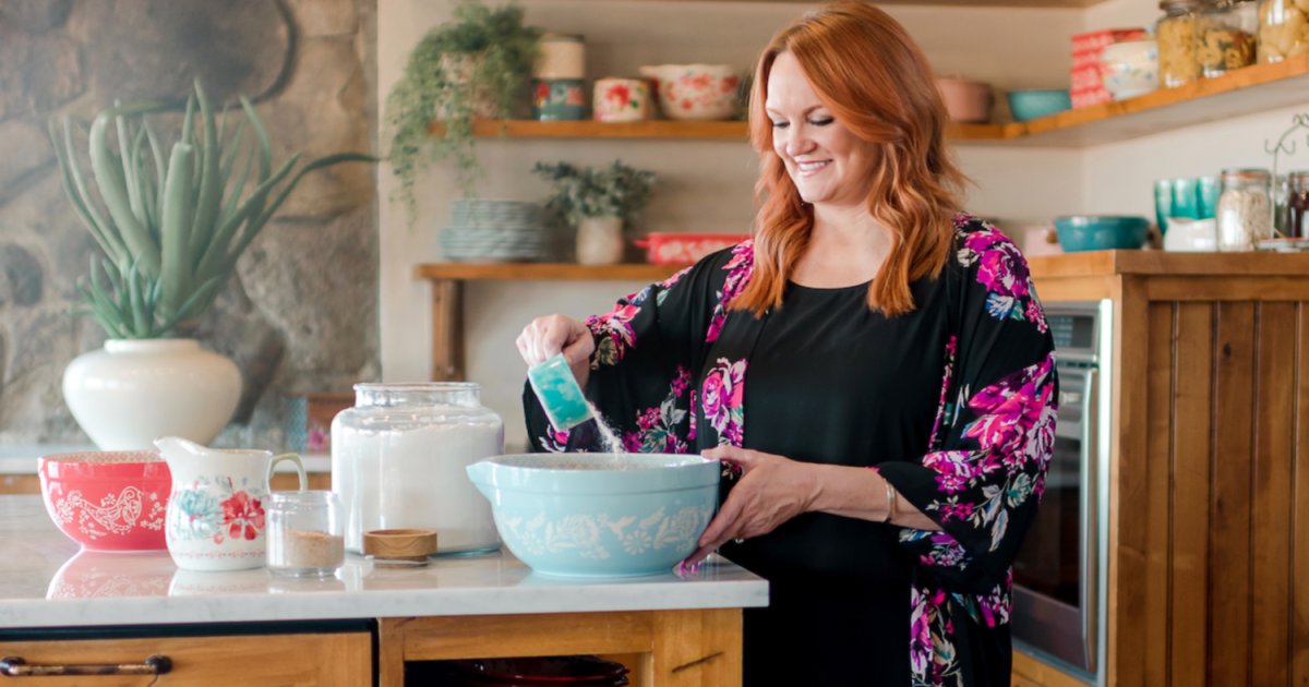 PIONEER BABY: Ree Drummond expecting first grandchild [Video]
