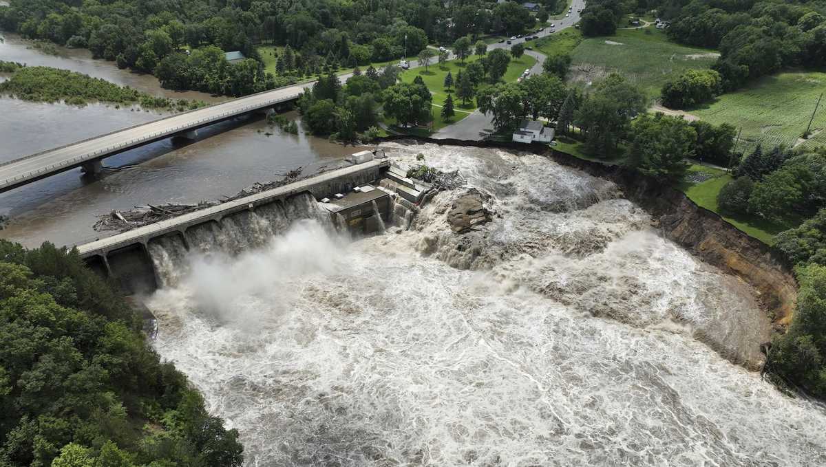 Minnesota dam is on the brink of collapse due to flooding [Video]