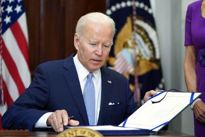 More than 500 people have been charged with federal crimes under the gun safety law Biden signed [Video]