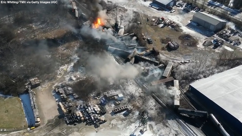 Video NTSB announces cause of 2023 toxic train crash in East Palestine, Ohio [Video]