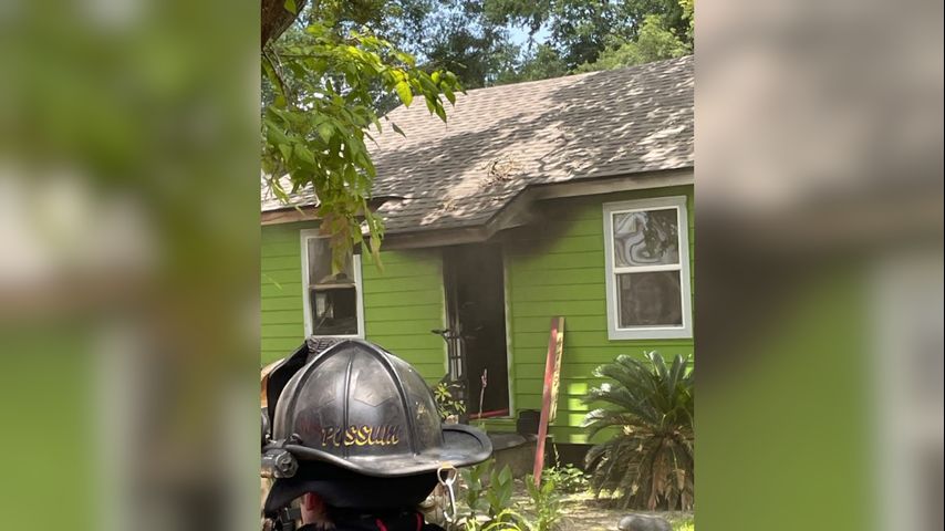 One person brought to hospital after Underwood Drive house catches fire [Video]