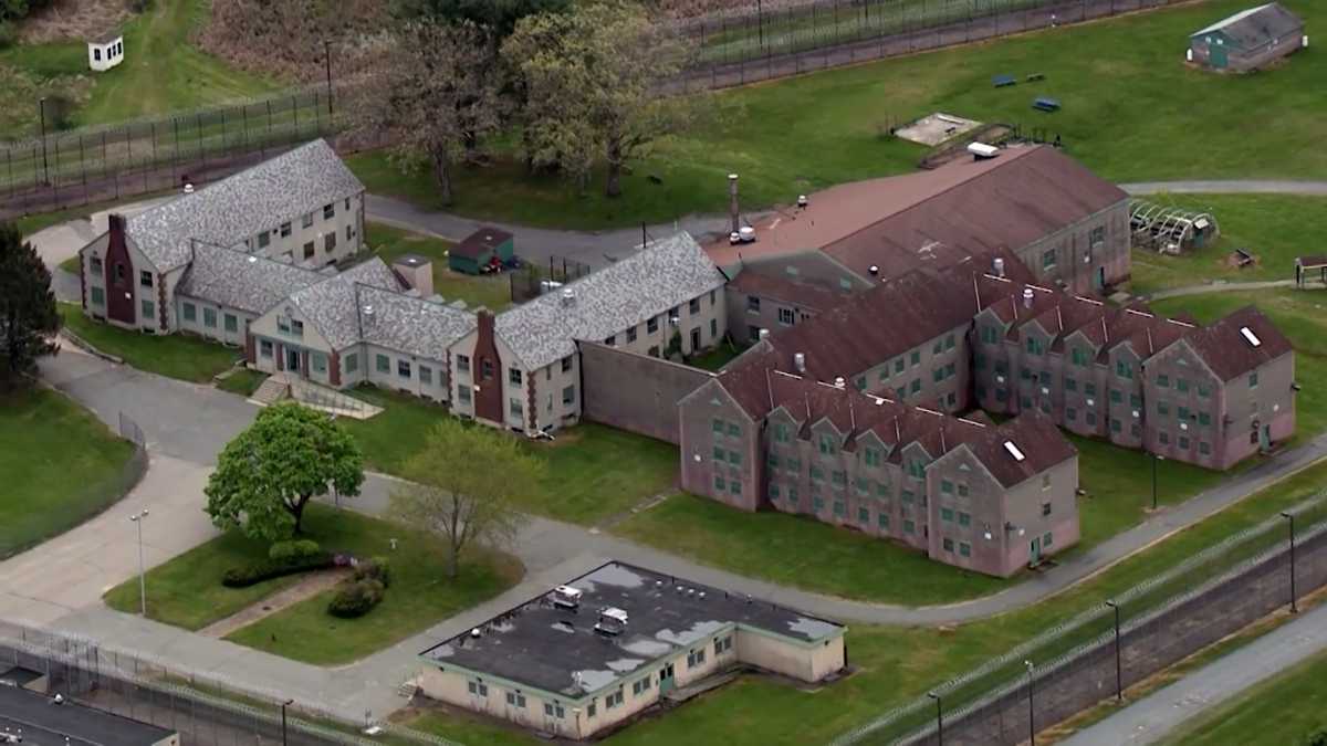 More than 20 families placed in Mass. shelter at former prison [Video]
