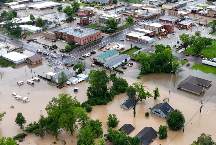 More than 100 Texas counties lack plans to curb damage from natural disasters [Video]