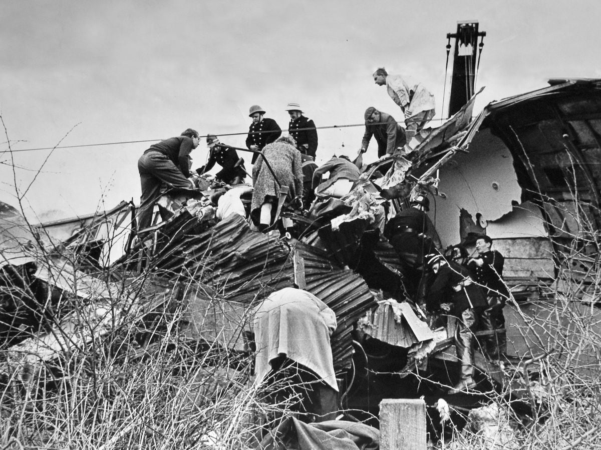 Community to come together to remember those lost in rail disaster [Video]