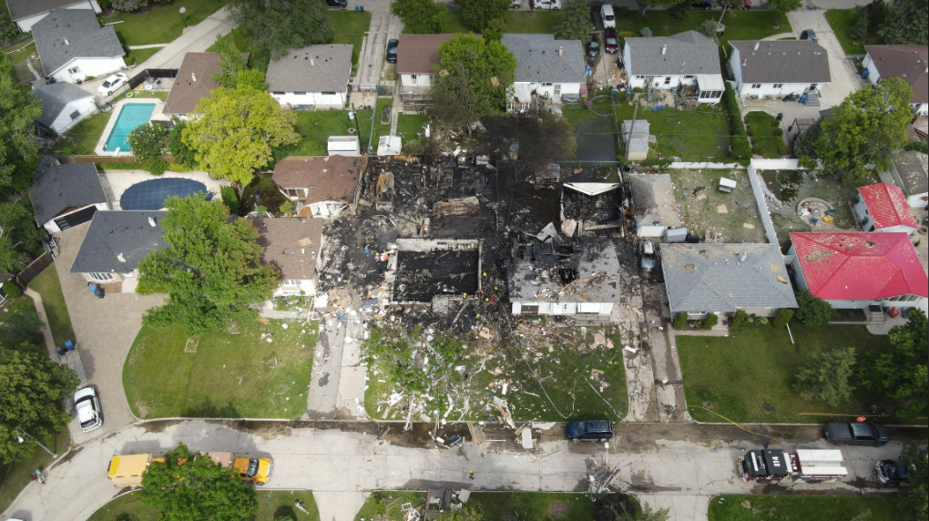 Transcona explosion: Winnipeg police say occupants of home alive [Video]