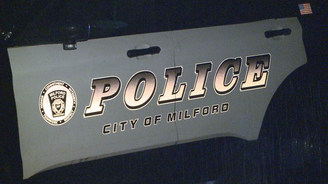 Man dies after losing control of motorcycle in Milford [Video]