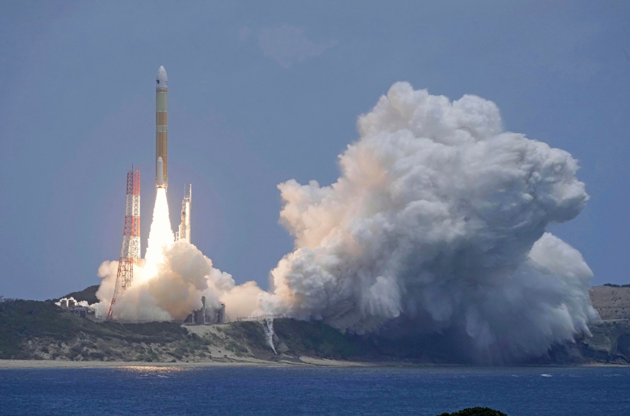Japan successfully launches an advanced Earth observation satellite on its new flagship H3 rocket | KLRT [Video]
