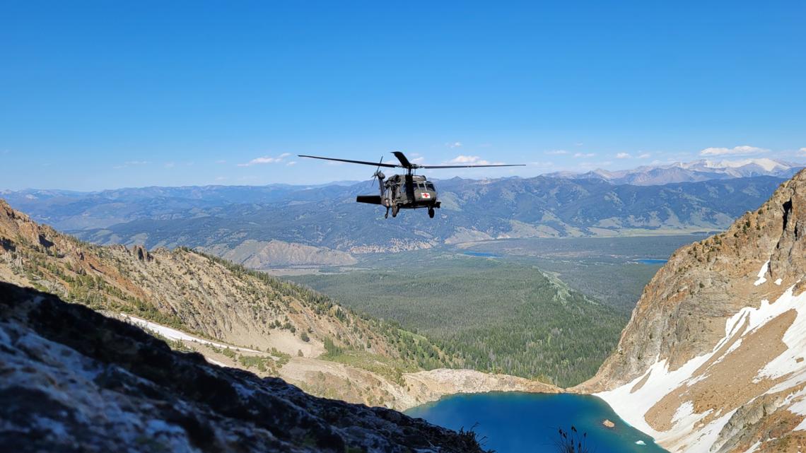 Idaho National Guard assists in hiker rescue outside of Stanley [Video]