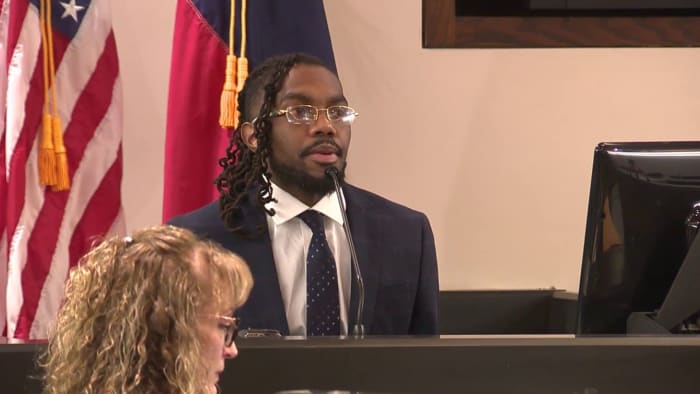 Man on trial for fatally shooting his roommate testifies in his own defense [Video]