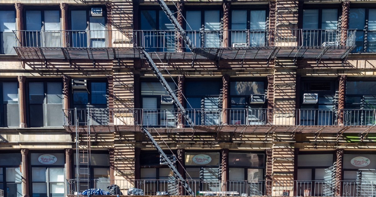 Legal Patchwork Leaves Many US Renters Vulnerable to Extreme Heat  Mother Jones [Video]