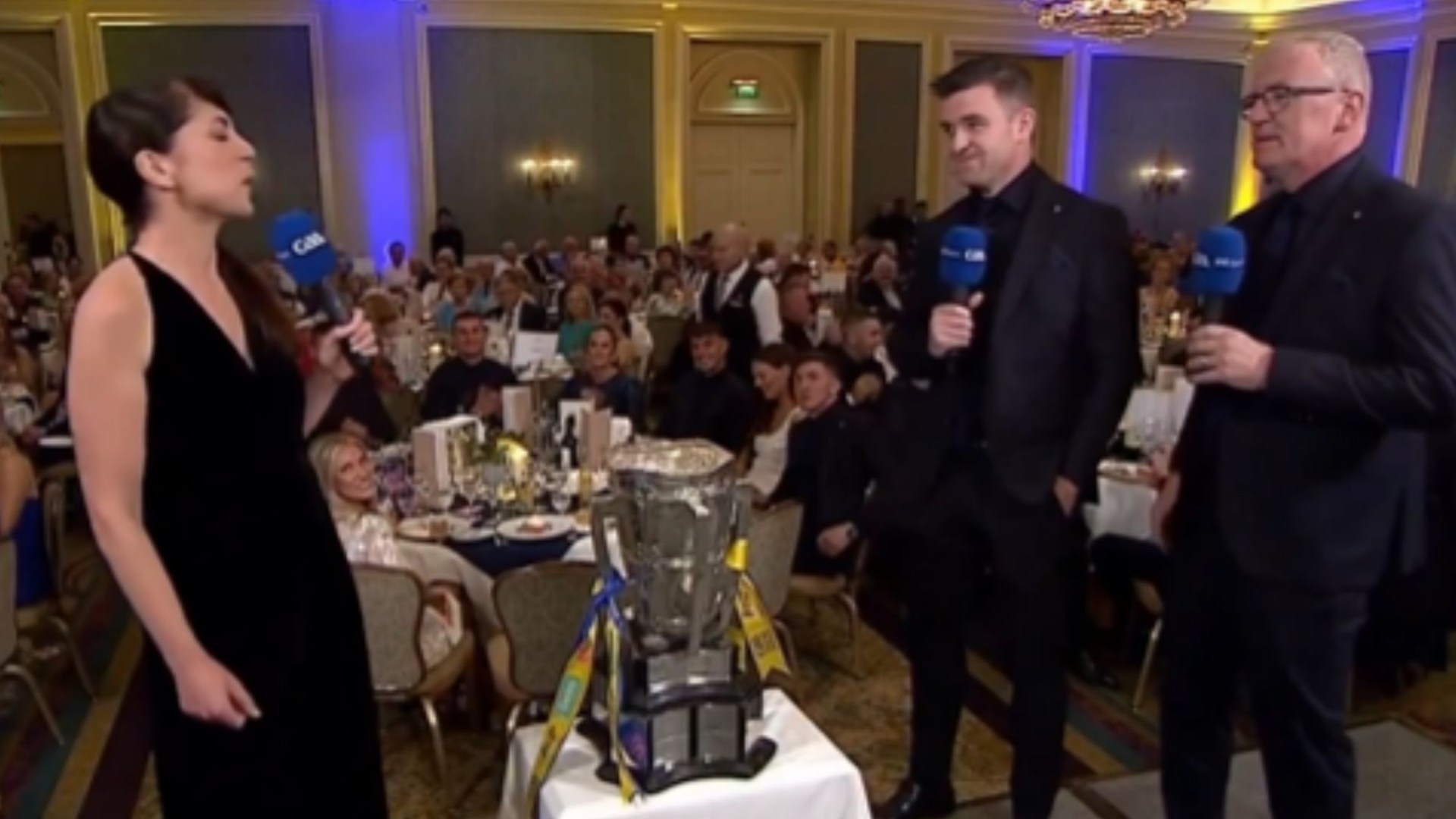 Tony Kelly aims brilliant one-liner at John Conlon during All-Ireland banquet live on The Sunday Game [Video]
